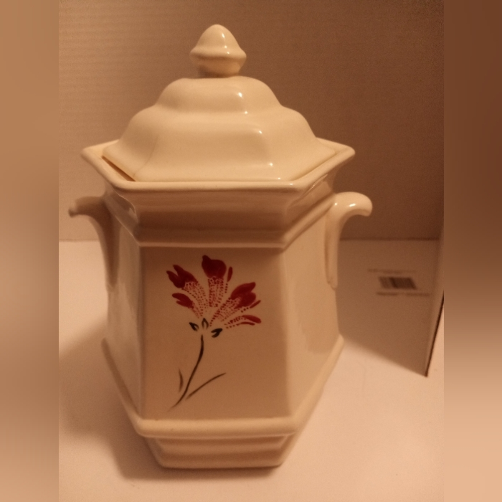 Candy dish